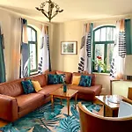 公寓 Luxus-ferienwohnung In Der Sternkopf-engel-villa